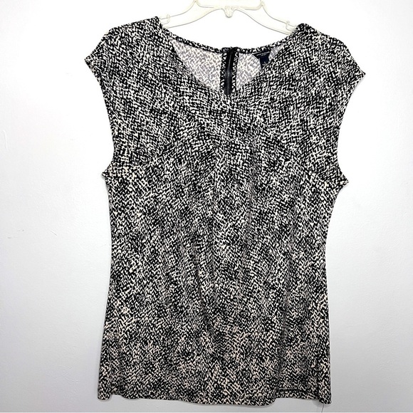 Ann Taylor Tops - Ann Taylor Blouse Black & Tan Snake Pattern Size Large EUC